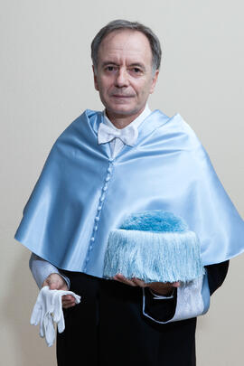 Retrato de Antonio Soler previo a su investidura como Doctor "Honoris Causa" por la Fac...