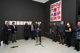 Intervención de Javier Parrondo. Inauguración de la exposición "Why not Korea?". Edific...