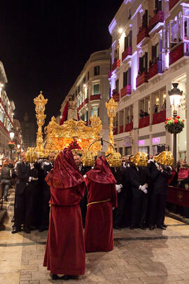 Trono procesional del Cristo Coronado de Espinas de la Hermandad de los Estudiantes. Málaga. Abri...