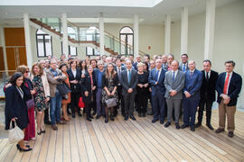 Foto de grupo de los nuevos catedráticos de la Universidad de Málaga tras su Toma de Posesión. Ed...