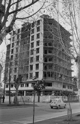 Málaga. Construcción de edificio nº 35-37 de Calle Sevilla. Enero de 1963