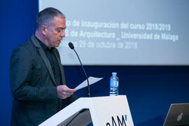 Antonio Álvarez Gil presenta la conferencia inaugural del curso 2018-2019 de la Escuela Técnica S...