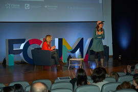 Cristina Mena "Dialogando" con Raquel Haro sobre "cómo convertir tus dramas en una...