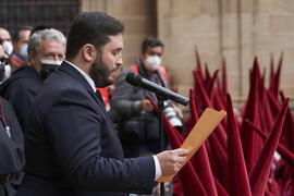 Acto de la Hermandad de los Estudiantes en la Catedral. Plaza del Obispo, Málaga. Abril de 2022