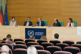 Mesa presidencial. Inauguración del XXVI Encuentro Anual de la Asociación Von Humboldt de España....