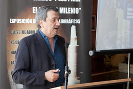 José Javier Laserna en la inauguración de la exposición 'Libros y luz para el tercer milenio'. Bi...