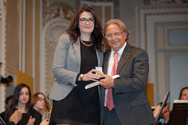 Miguel Ángel Santos Guerra recibe la medalla del Ateneo. Teatro María Cristina. Abril 2015