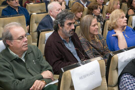 Ángel Idígoras asiste a la presentación del libro "Recordando a 3 maestros". Facultad d...