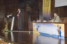 Conferencia de Antonio Oña. 2º Congreso Internacional de Actividad Físico-Deportiva para Mayores ...