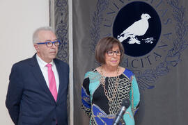 José Sánchez y Adelaida de la Calle en la toma de posesión de Antonio Morales como Presidente del...