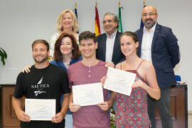 Grupo de alumnos en su graduación del CIE-UMA el Día del Español. Centro Internacional de Español...