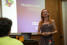 Taller: "Intervención en el aula y recursos educativos para trabajar la transexualidad"...