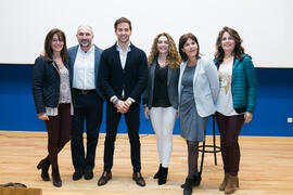 Foto de grupo tras la conferencia de David Meca "Gestión del talento". Seminario "...