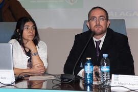 Pilar Pons Geis y Miguel Ángel García Martín. Panel de expertos del 4º Congreso Internacional de ...