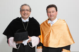 Retrato de José Ángel Narváez y Manuel Molina Lozano antes de su investidura como Doctor "Ho...