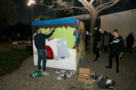 Demostración de arte callejero posterior a la inauguración de la sala de exposiciones "Espac...