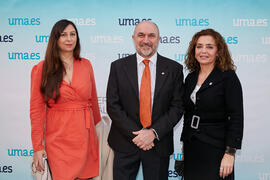 Beatriz Rodríguez, Eugenio José Luque y Macarena Parrado. Visita de la Ministra de Economía Nadia...