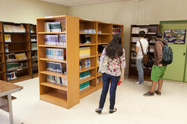 Biblioteca de Ciencias Económicas y Empresariales. Campus de El Ejido. Octubre de 2012