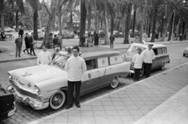Nueva ambulancias del Ayuntamiento. Parque de Málaga. Enero de 1963