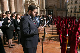 Acto de la Hermandad de los Estudiantes en la Catedral. Plaza del Obispo, Málaga. Abril de 2019