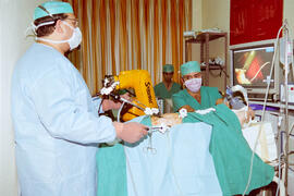 Operación laparoscópica con robot. Noviembre de 1998