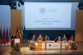 Apertura del Curso Académico 2016/2017 de la Universidad de Málaga. Salón de actos de la Escuela ...