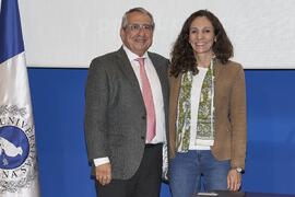 Toma de posesión de María Elena González Muñoz como profesora titular del Área de Biología Celula...