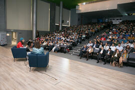 Chema Alonso en la conferencia "Dialogando". Salón de actos de la E.T.S.I Informática y...