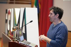 César Bona en su conferencia "Dialogando". Facultad de Derecho. Enero de 2017