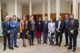 Foto de grupo tras la Toma de Posesión de los nuevos profesores titulares y directores de secreta...