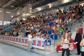 Público asistente a la ceremonia de apertura del IX Campeonato de Europa Universitario de Fútbol ...