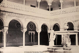 Sevilla, Casa de Pilatos, patio porticado con la fuente. Reynoso.