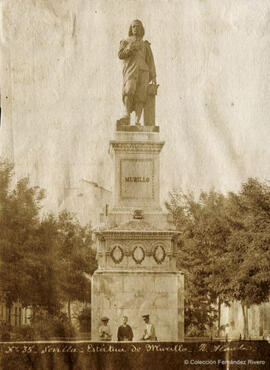 Sevilla, Monumento al pintor Bartolomé Estéban Murillo en la Plaza del Museo. Ramón Almela.