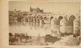 Córdoba, río Guadalquivir y Puente Romano, al fondo la Mezquita. L. Masson.