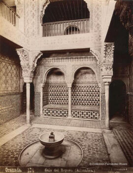 Granada, Alhambra, Sala del Reposo. Señán y González.
