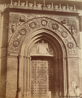 Sevilla, iglesia del Convento de Santa Paula, puerta principal. L. Masson