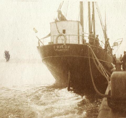 Open original Digital object