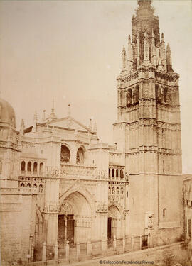 Toledo, fachada de la catedral. De Launay.