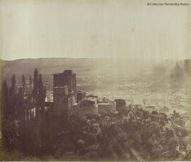 Granada, la Alhambra, las Torres Bermejas desde el Generalife. Masson.