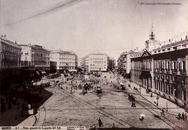 Madrid, Vista general de la Puerta del Sol. J. Laurent.