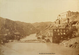 Toledo, la ciudad desde el río Tajo. De Launay.