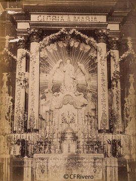 Galicia, altar mayor de una iglesia desconocida, retablo de la Asunción de la Virgen. Valentín Medía.