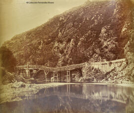Vera de Bidasoa, Navarra, puente de Enderlaza en el río Bidasoa . Luis Masson.