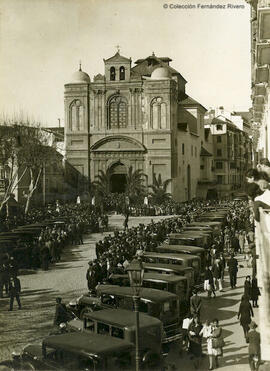 Málaga, Plaza e Iglesia de la Merced durante la boda de José Luis Estrada y Segalerva en 1931. Juan Arenas.