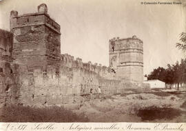 Sevilla, la Torre Blanca y parte de la muralla en torno a la ciudad. E. Beauchy.