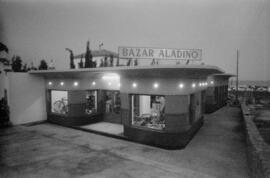 Bazar Aladino en Torremolinos. Julio de 1954. Málaga (España)