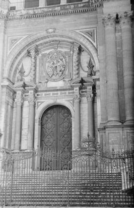Catedral de Málaga. Fachada. Agosto de 1954. Málaga. España.