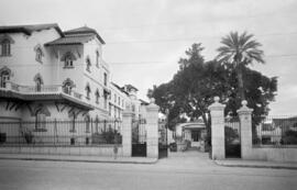 Hotel Caleta una vez reconvertido en el Sanatorio 18 de julio. Hacia 1943. Málaga, España-04