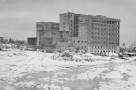 Málaga nevada. En el entorno del Hospital Carlos Haya. Febrero de 1954. España-13