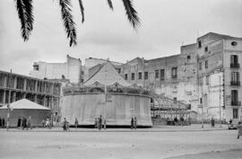 Solar de la Acera de la Marina. Enero de 1954. Málaga. España. Fondo Bienvenido-Arenas